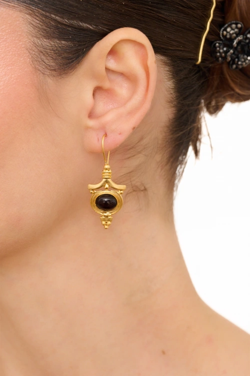 Kiraz Black Stoned Gold Plated Earring