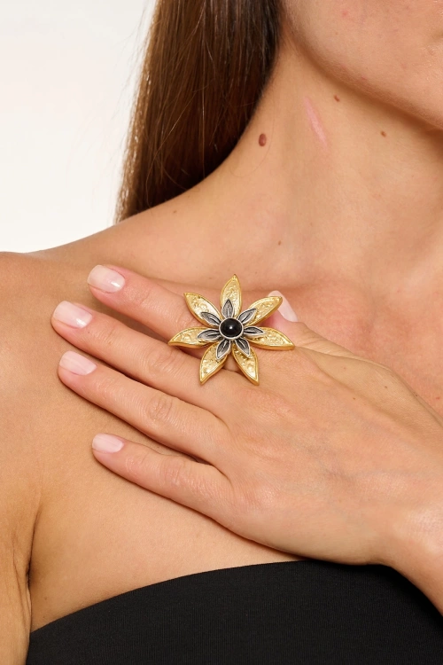 Kiraz Black Stoned Gold Plated Flower Ring