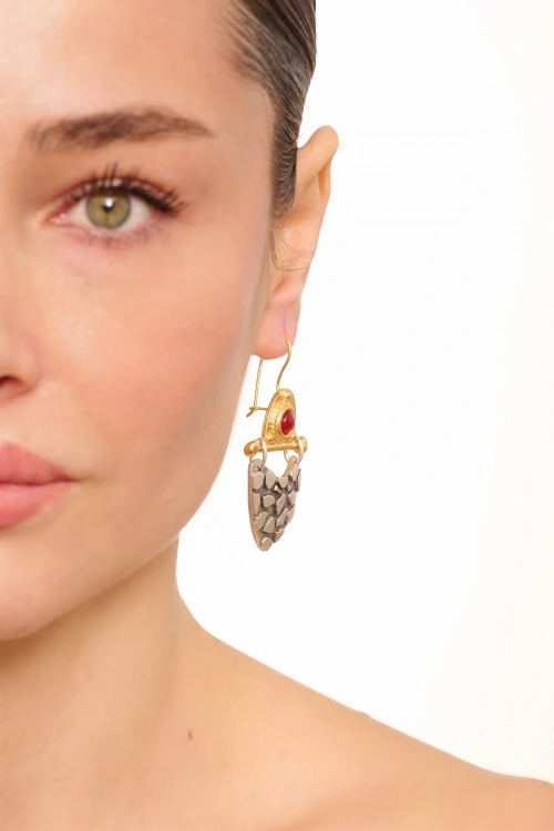 Kiraz Burgundy Stoned Silver And Gold Plated Earring