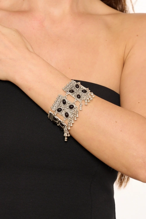 Kiraz Black Stoned Silver Plated Bracelet