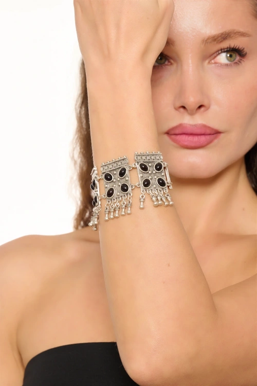 Kiraz Black Stoned Silver Plated Bracelet