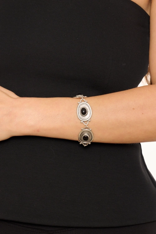 Kiraz Black Stoned Silver Plated Bracelet