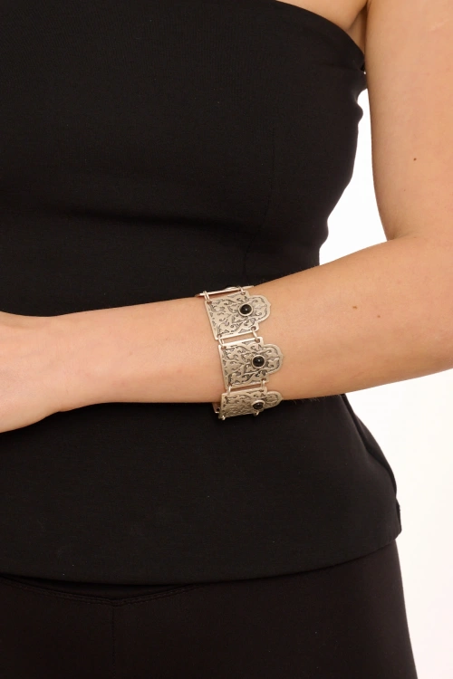 Kiraz Black Stoned Silver Plated Bracelet