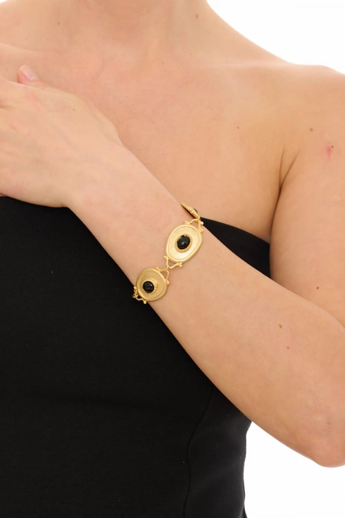 Kiraz Black Stoned Silver Plated Bracelet