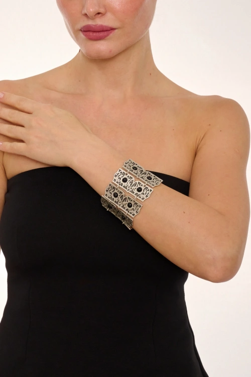 Kiraz Black Stoned Silver Plated Bracelet