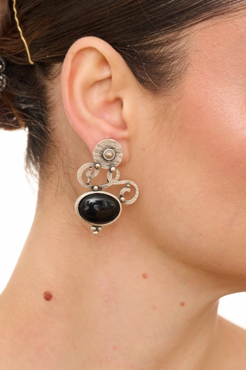 Kiraz Black Stoned Silver Plated Earring