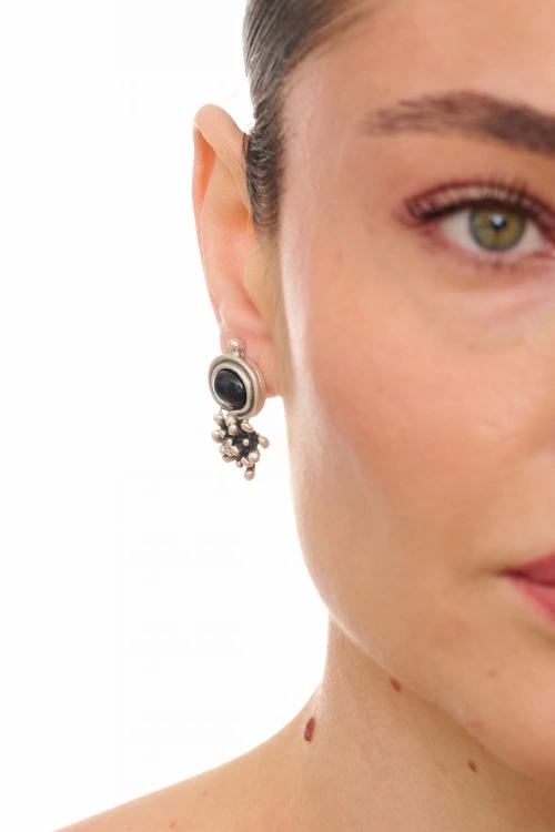 Kiraz Black Stoned Silver Plated Earring