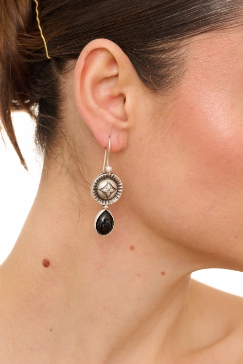 Kiraz Black Stoned Silver Plated Earring