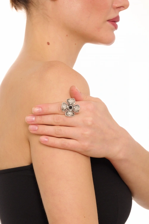 Kiraz Black Stoned Silver Plated Flower Ring