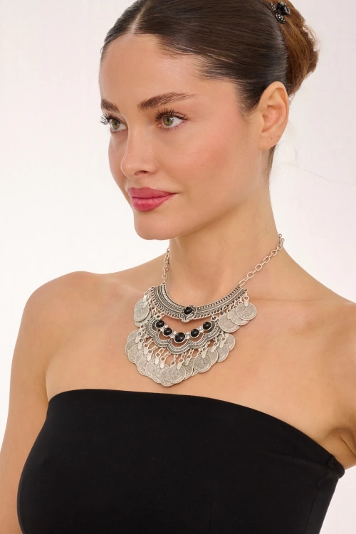 Kiraz Black Stoned Silver Plated Necklace