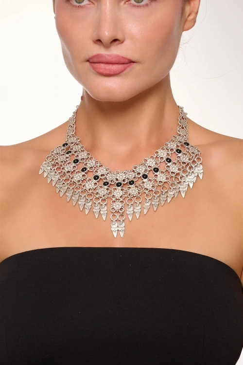 Kiraz Black Stoned Silver Plated Necklace