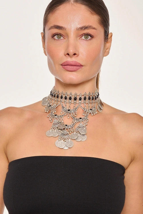 Kiraz Black Stoned Silver Plated Necklace