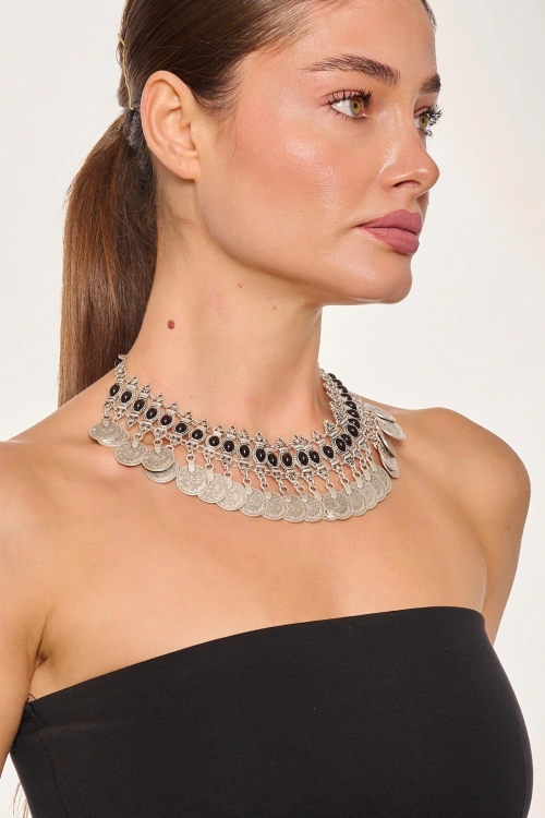 Kiraz Black Stoned Silver Plated Necklace