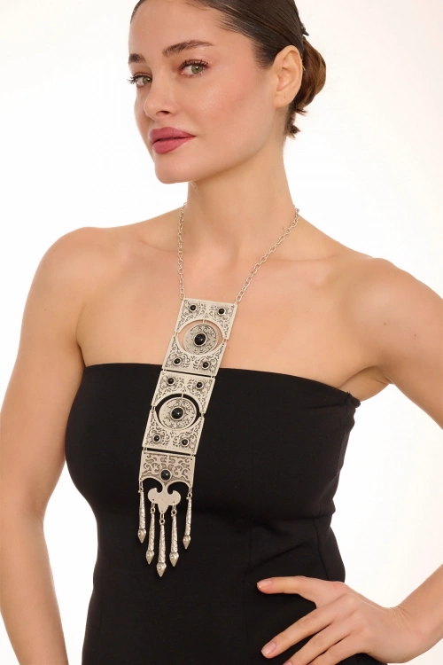 Kiraz Black Stoned Silver Plated Necklace