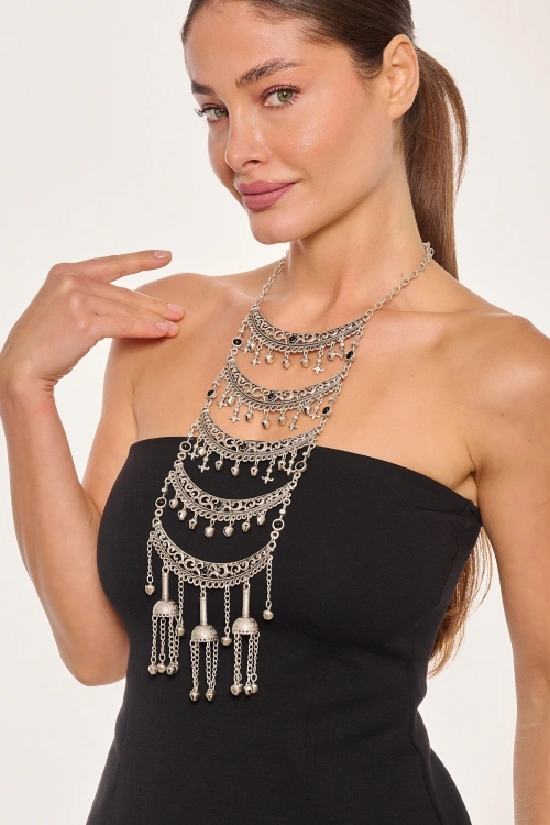 Kiraz Black Stoned Silver Plated Necklace