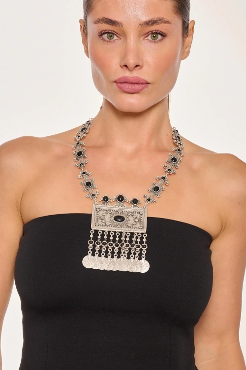 Kiraz Black Stoned Silver Plated Necklace