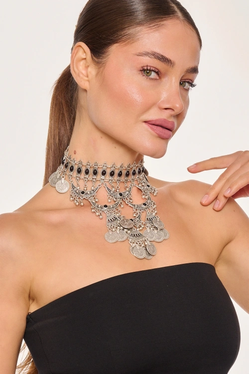 Kiraz Black Stoned Silver Plated Necklace