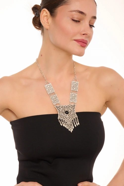 Kiraz Black Stoned Silver Plated Necklace