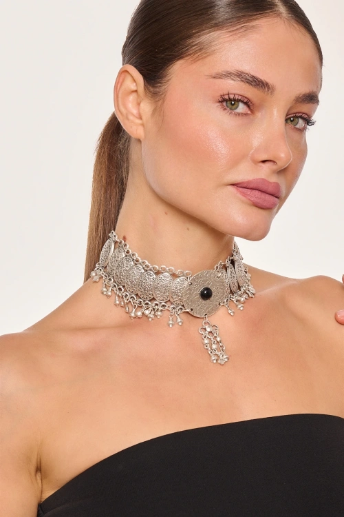 Kiraz Black Stoned Silver Plated Necklace