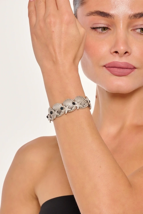 Kiraz Black Stoned Silver Plated Seashell Bracelet