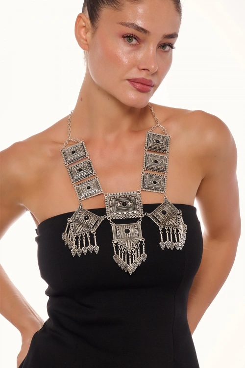 Kiraz Black Stoned Silver Plated Necklace