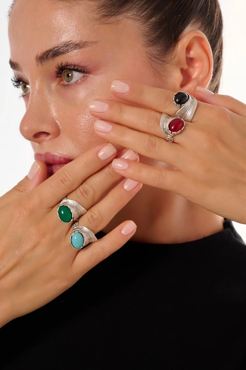 Kiraz Black Stoned Silver Plated Ring