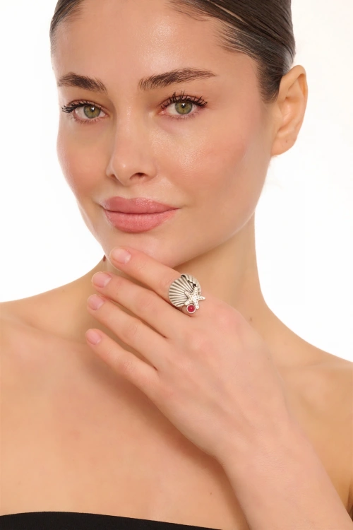 Kiraz Burgundy Stoned Silver Plated Seashell Ring