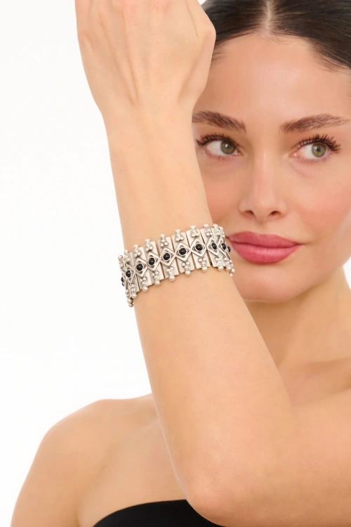 Kiraz Elastic Black Stoned Silver Plated Bracelet