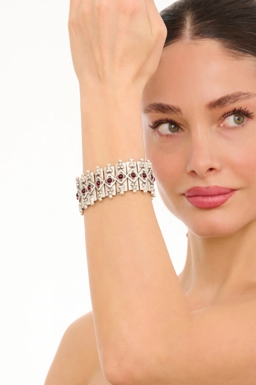 Kiraz Elastic Burgundy Stoned Silver Plated Bracelet