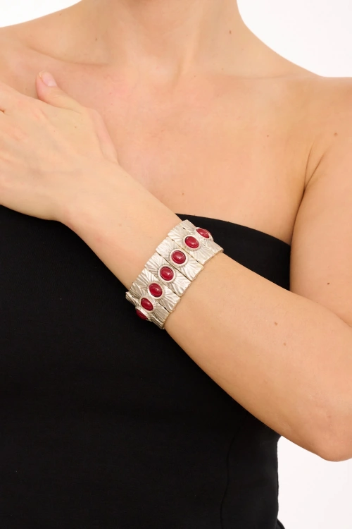 Kiraz Elastic Burgundy Stoned Silver Plated Bracelet