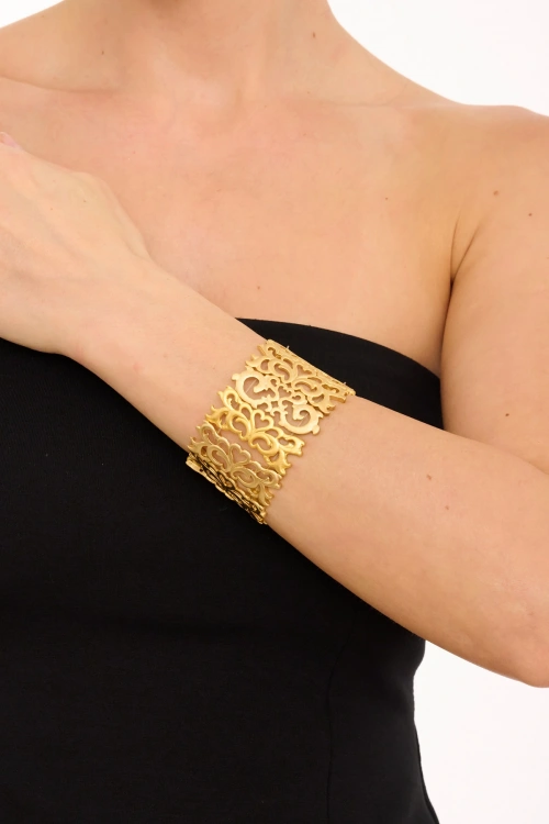 Kiraz Elastic Gold Plated Heart Bracelet