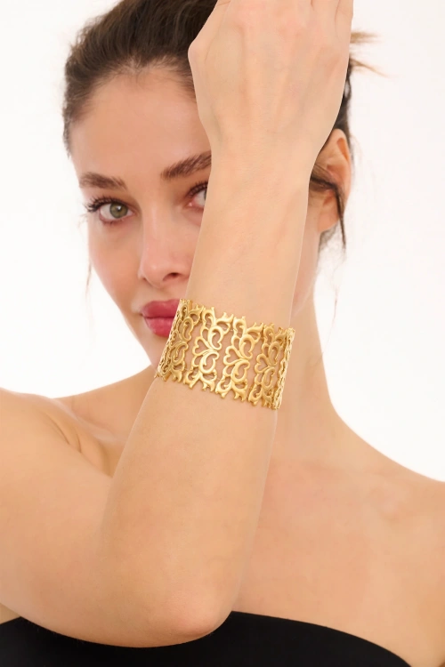 Kiraz Elastic Gold Plated Heart Bracelet