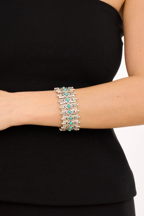 Kiraz Elastic Turquoise Stoned Silver Plated Bracelet