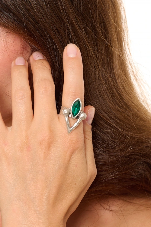 Kiraz Emerald Crystal Stoned Silver Plated Ring