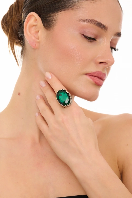 Kiraz Emerald Crystal Stoned Silver Plated Ring
