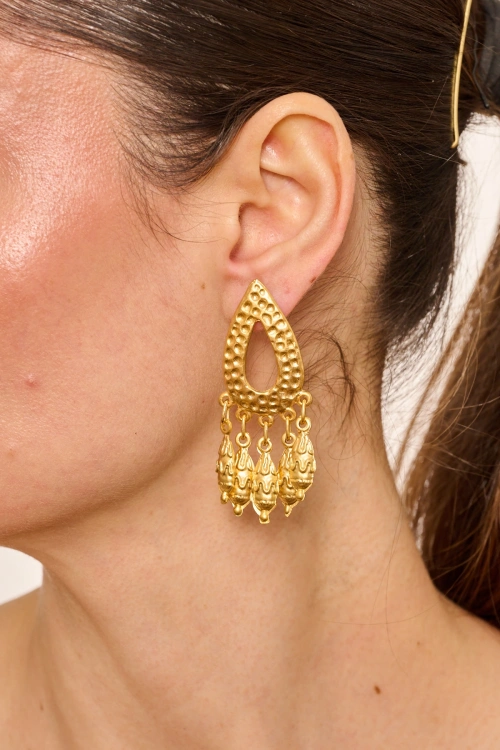 Kiraz Gold Plated Dangling Earring