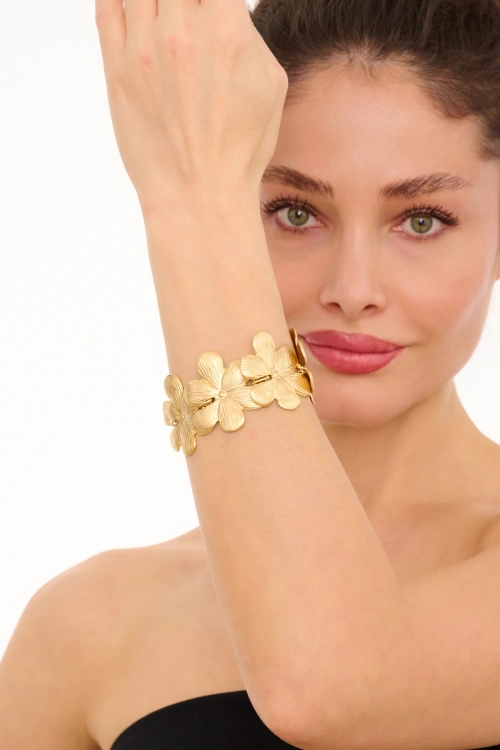 Kiraz Gold Plated Flower Bracelet
