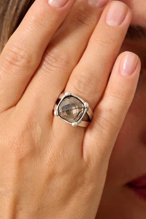 Kiraz Smoked Crystal Stoned Silver Plated Ring