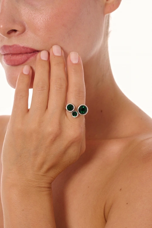Kiraz Emerald Crystal Stoned Silver Plated Ring