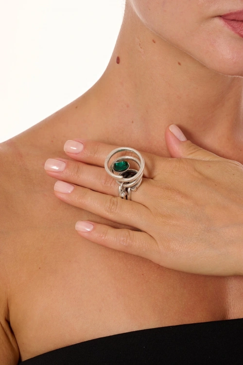 Kiraz Emerald Crystal Stoned Silver Plated Ring