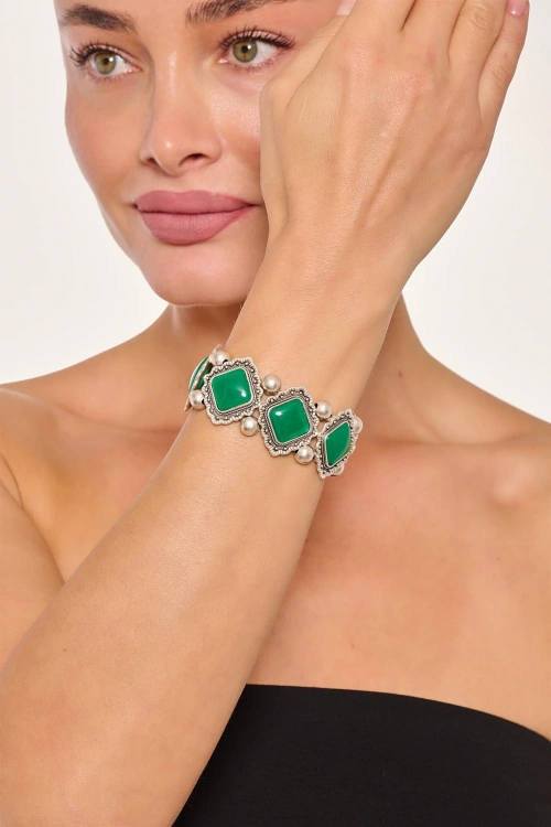 Kiraz Green Stoned Elastic Silver Plated Bracelet
