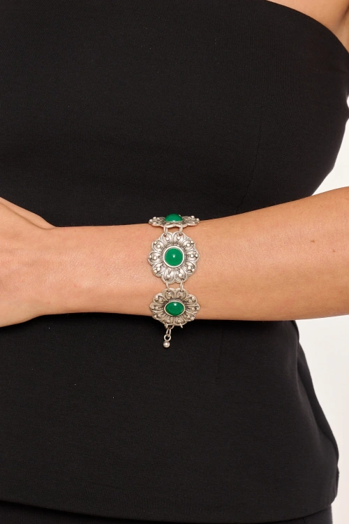 Kiraz Green Stoned Silver Plated Flower Bracelet