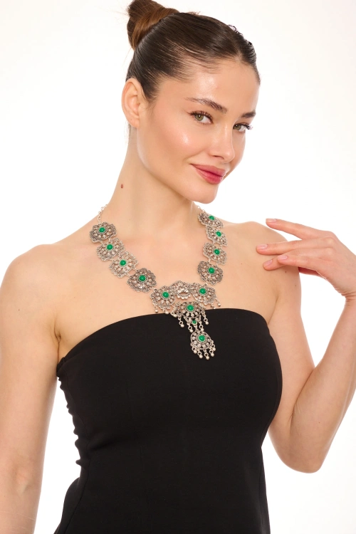Kiraz Green Stoned Silver Plated Necklace