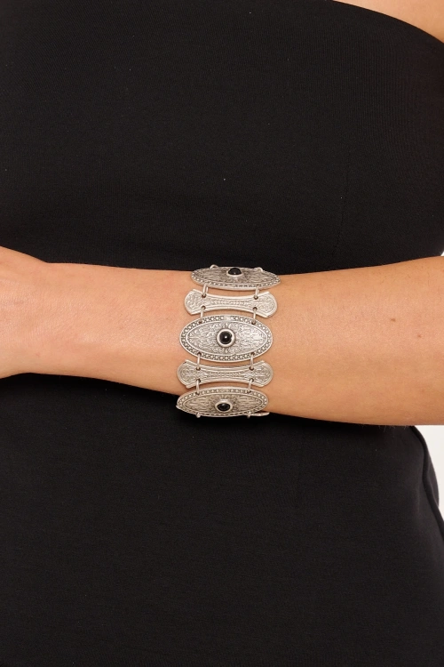 Kiraz Black Stoned Silver Plated Necklace