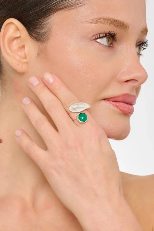 Kiraz Green Stoned Silver Plated Leaf Ring