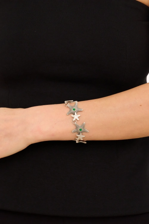 Kiraz Green Stoned Silver Plated Seashell Bracelet