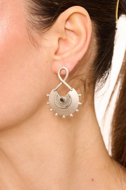 Kiraz Hematite Crystal Stoned Silver Plated Earring