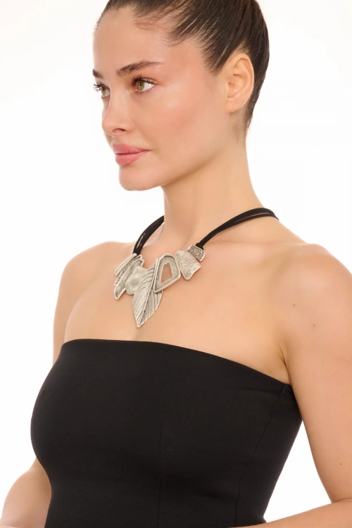 Kiraz Leather Silver Plated Leaf Necklace