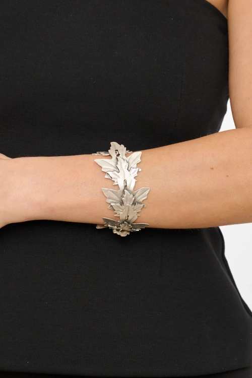 Kiraz Silver Plated Leaf Bracelet