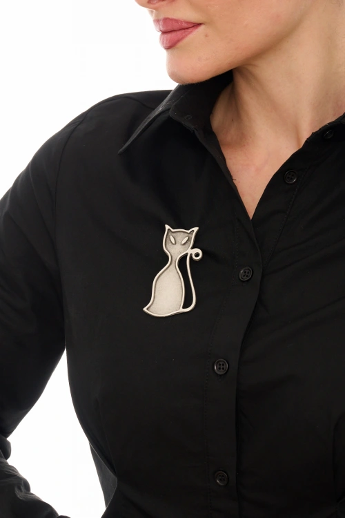Kiraz Silver Plated Cat Brooch